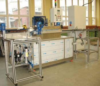 Kolbenwaschanlage - zum Waschen und Trocknen von Kolbenstangen